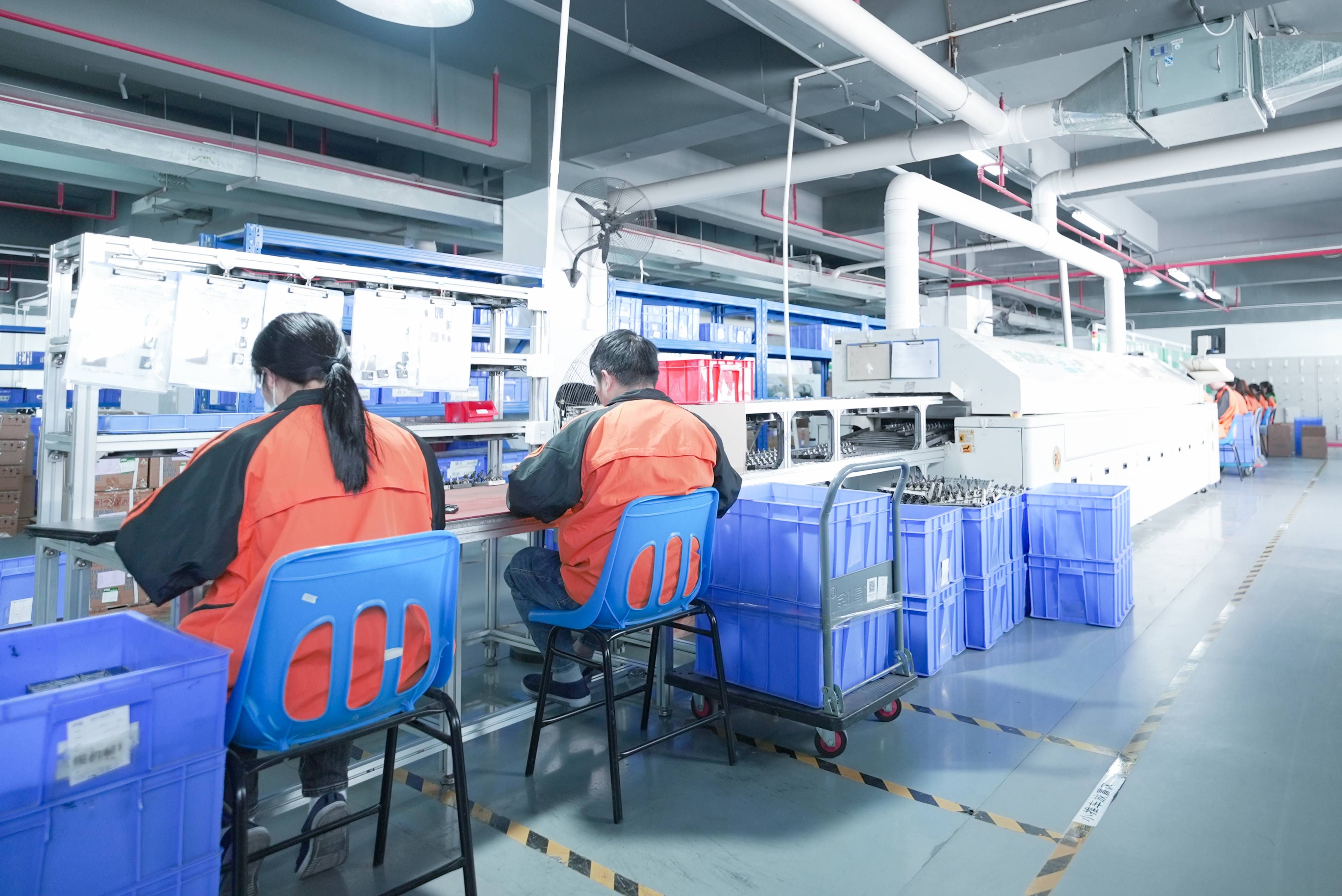 生產(chǎn)車(chē)間 生產(chǎn)車(chē)間