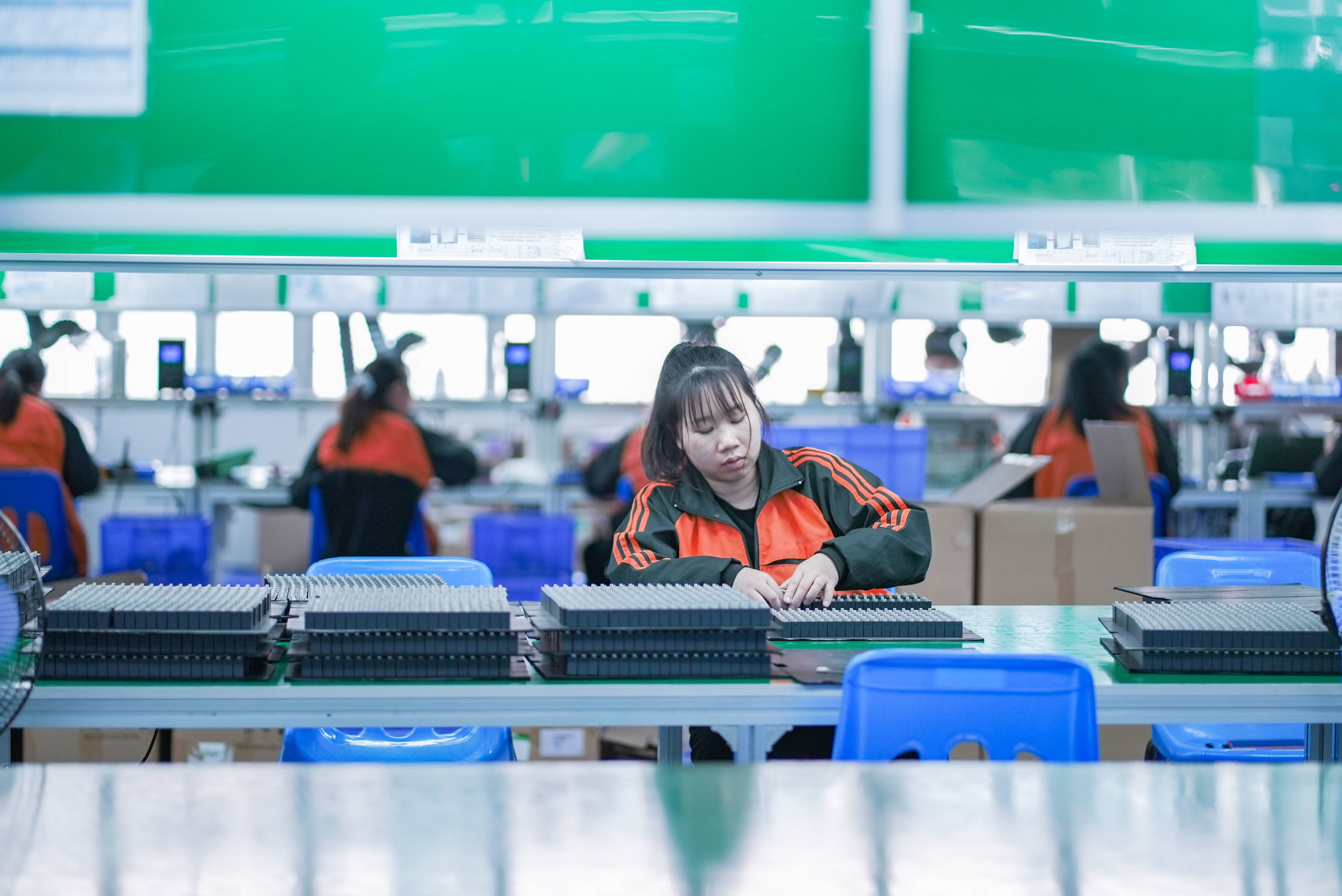 生產(chǎn)車(chē)間 生產(chǎn)車(chē)間