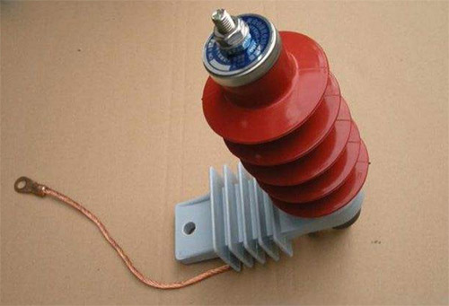 普通閥型避雷器 普通閥型避雷器