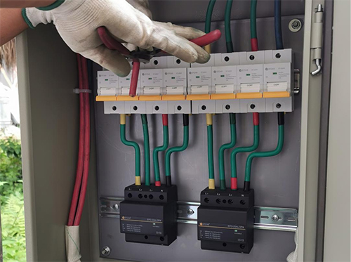 浪涌防雷保護器