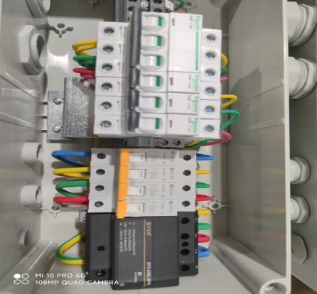 后備保護(hù)器和浪涌保護(hù)器-后備保護(hù)器和浪涌保護(hù)器實(shí)物圖