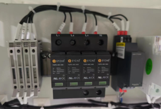 建筑物總配電柜浪涌保護(hù)器配置